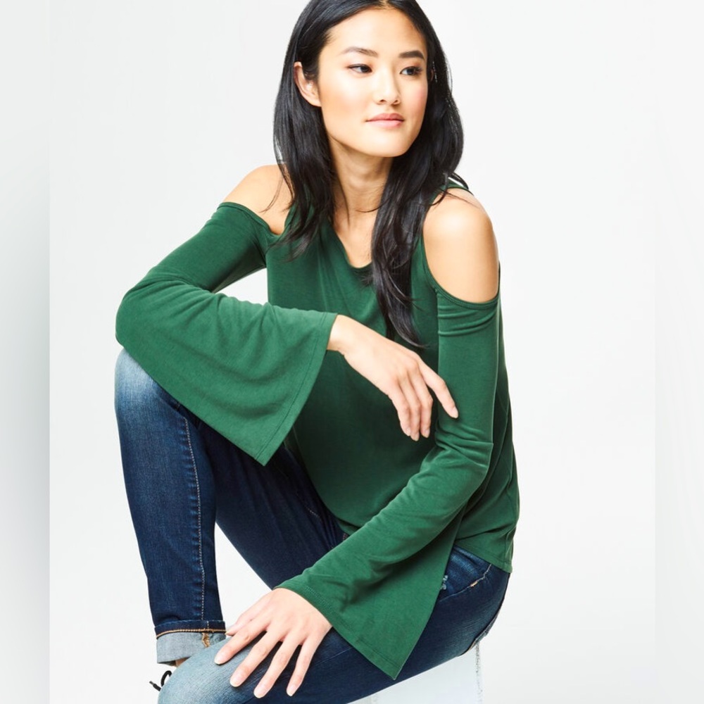 NWOT Aeropostale Green Long Sleeve Cold Shoulder Top